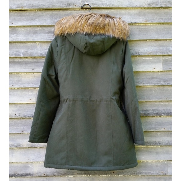 NOIZE Vegan Parka Faux Fur Hood & Sherpa Eco-Wear - Picture 3 of 8